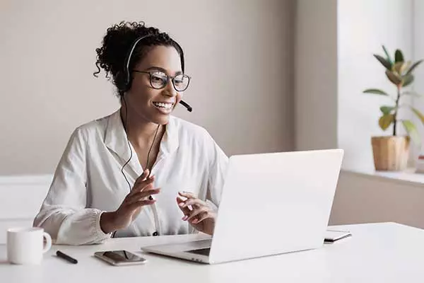 woman in front of computer