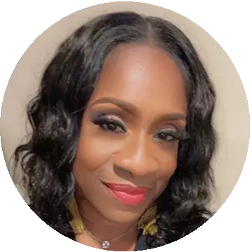 UOPX alumni Ericka Harper 