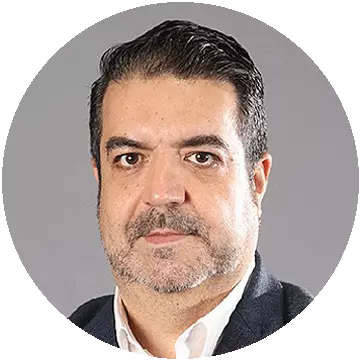 UOPX alumni Ricky Duraes