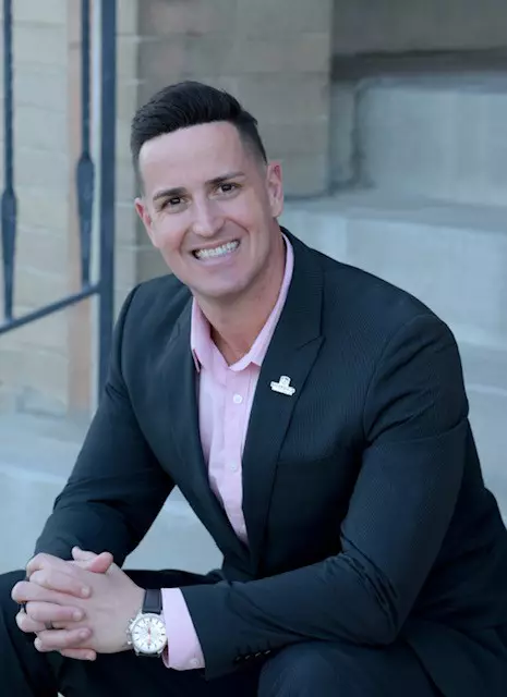 Portrait of Scott Andrews