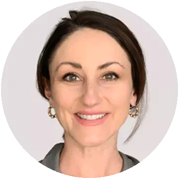 Headshot of Alexa Davidson