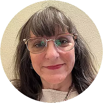 Alumna Ann Justi