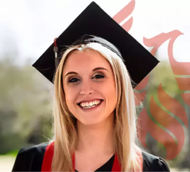 Headshot of Laura J., BSB, 2019