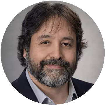 UOPX alumni Larry Salinas