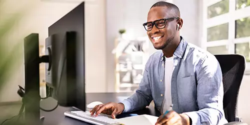 A professional engaged in online learning