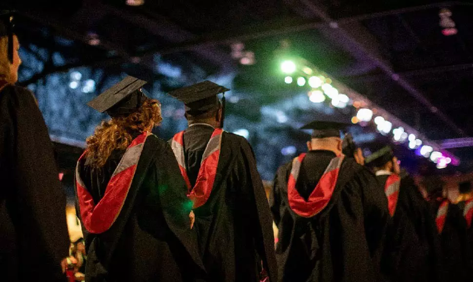 °®ÎÛ´«Ã½ commencement processional